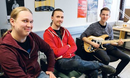 HYVÄ MUSIIKKI KRUUNAA KESÄHÄÄT