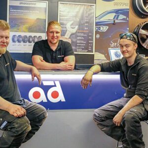 Huolettomia ajoja huolletulla autolla